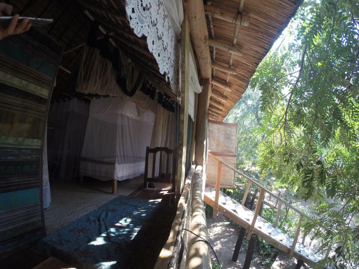 Mufasa Eco Lodge Monkey Bay 외부 사진
